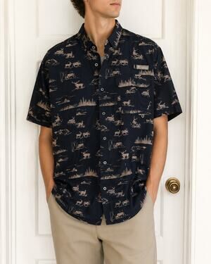 Columbia PFG Deer Print Fishing Shirt | Men's L | Black Button Up ✨